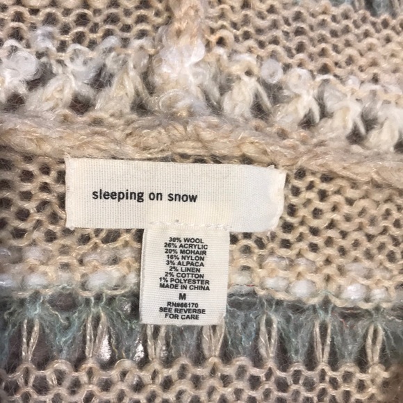 Hooded sweater - Picture 3 of 7